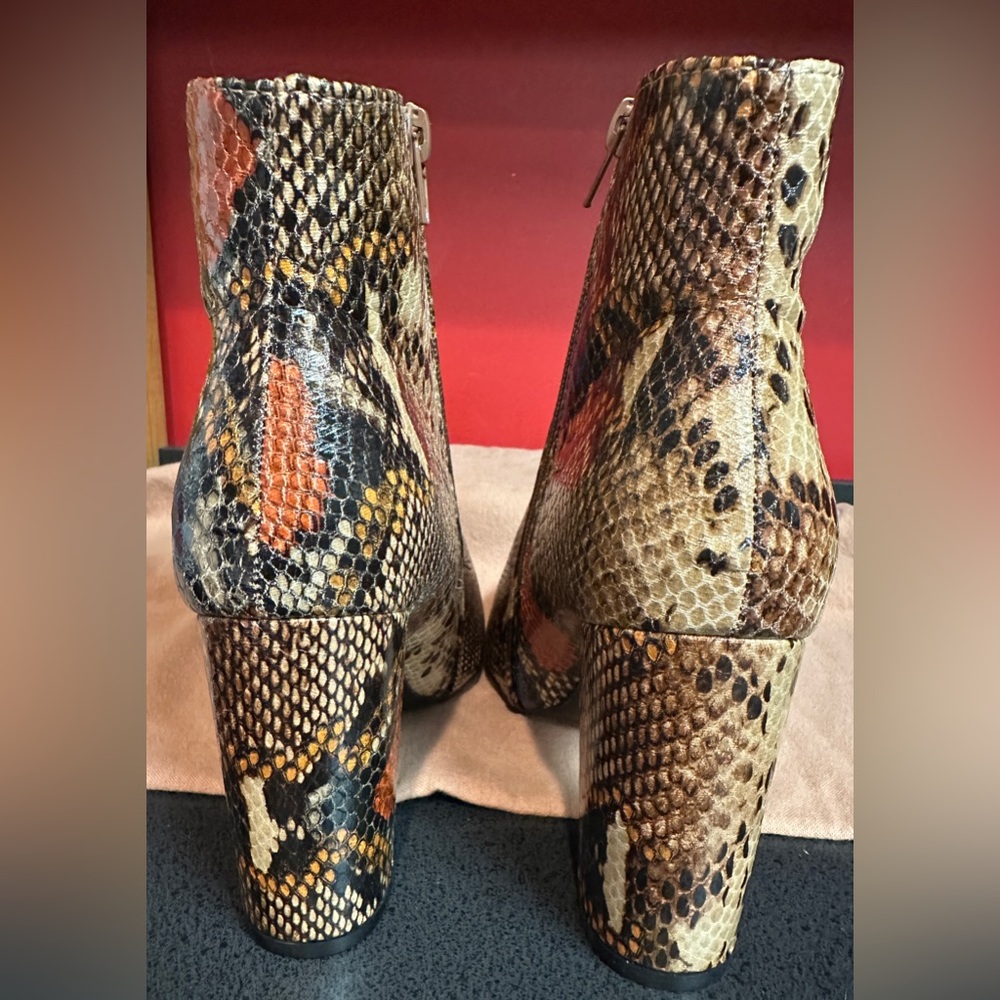 Bamboo Faux Snake Embossed Ankle Booties Tan/Multi Women’s Size 7.5 NWT & Box - Picture 5 of 11